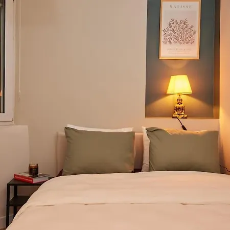 Spacious 6br 3bath Ac In Center - Santur D5-6 *