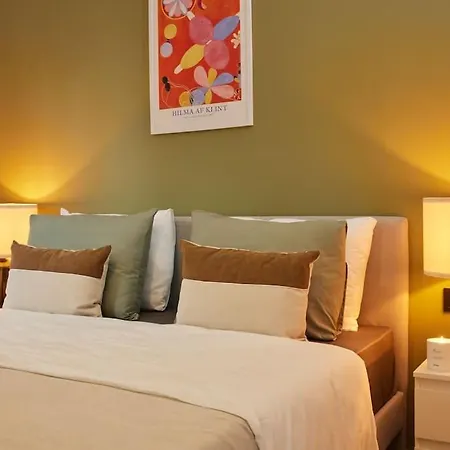 Appartement Spacious 6br 3bath Ac In Center - Santur D5-6 *